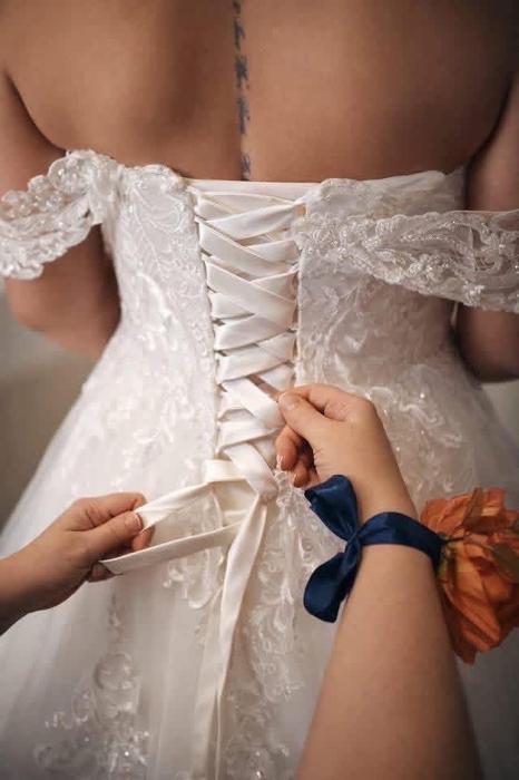Wedding dress lace-up detail